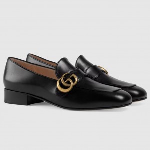 Gucci Women's Loafers in Black Leather with Double G