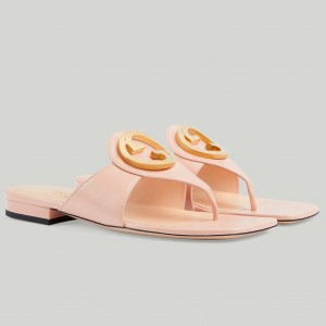 Gucci Blondie Thong Sandals in Pink Leather
